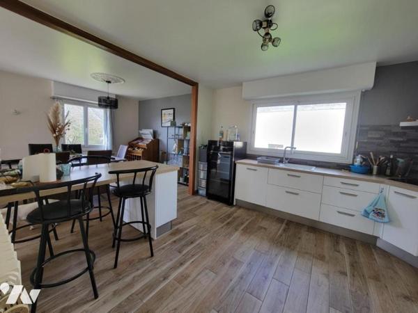 Belle propriété familiale rénovée, quartier calme proche centre