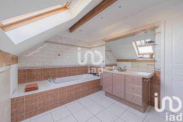 Maison à vendre 6 pièces 165 m² Montévrain