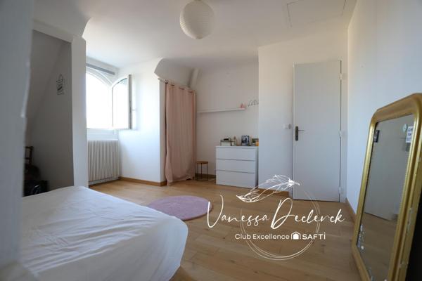 MAISON FAMILIALE 5 CHAMBRES AVEC SOUS SOL TOTAL SUR PARCELLE 800M²