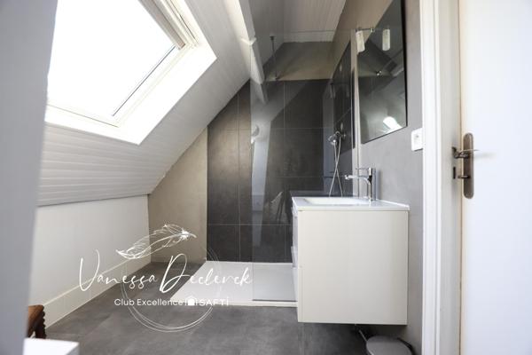 MAISON FAMILIALE 5 CHAMBRES AVEC SOUS SOL TOTAL SUR PARCELLE 800M²