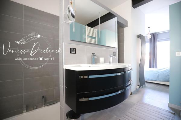 MAISON FAMILIALE 5 CHAMBRES AVEC SOUS SOL TOTAL SUR PARCELLE 800M²