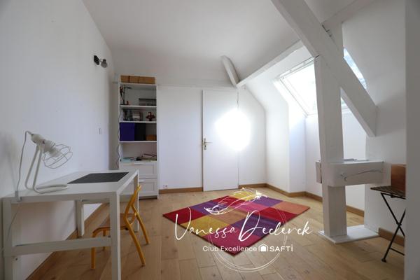 MAISON FAMILIALE 5 CHAMBRES AVEC SOUS SOL TOTAL SUR PARCELLE 800M²