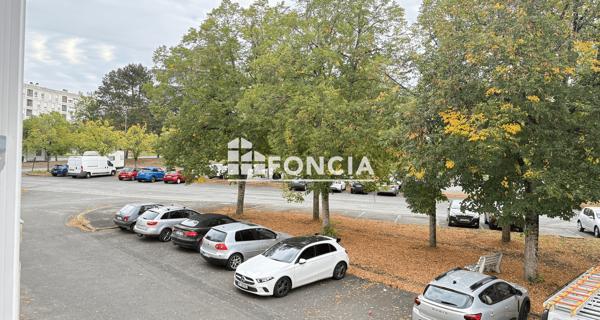 À vendre Appartement 4 pièces 81.6 m² - Poitiers 86000