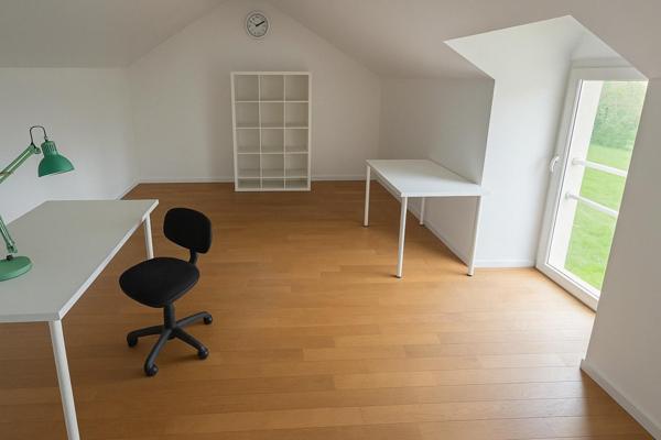 Maison de caractère + grange +piscine+ préau de 66m2 chauffé