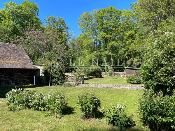 Moulin divisé en 4 logements indépendants à 50 km de Paris