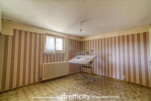 Maison 5 pièces - 104 m² Exclusivité efficity