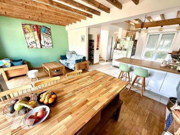 SAINT-MALO / Maison rénovée avec studio indépendant et jardin

Située à Saint-Malo, à proximi...