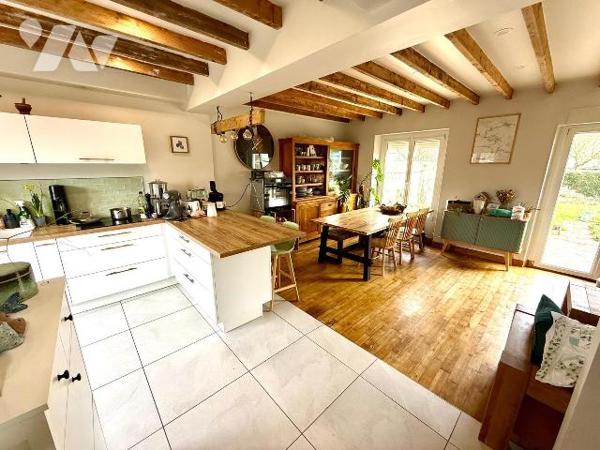 SAINT-MALO / Maison rénovée avec studio indépendant et jardin

Située à Saint-Malo, à proximi...