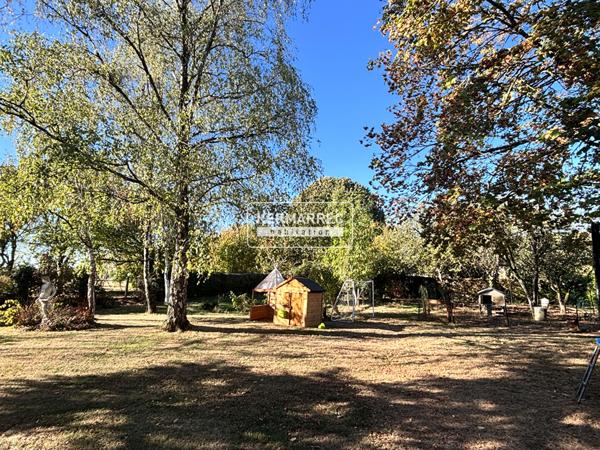 Maison 5 pièces – 115 m² environ à Bourgon (ref : 3375)