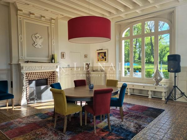 SPLENDIDE CHÂTEAU DE STYLE LOUIS XIII AU CONFORT CONTEMPORAIN DANS LE SANCERROIS