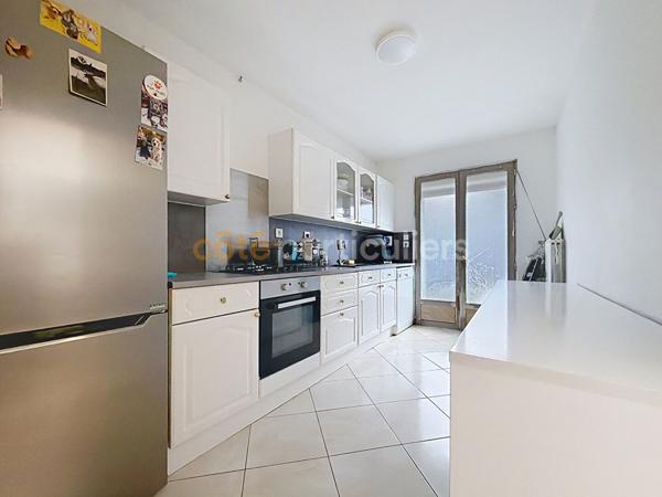 Vente Maison92 m² - 4 Pièces - ARMENTIERES (59280)