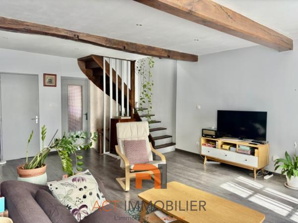 Maison de village 4 pièce(s) 2 chambre(s) 125 m²