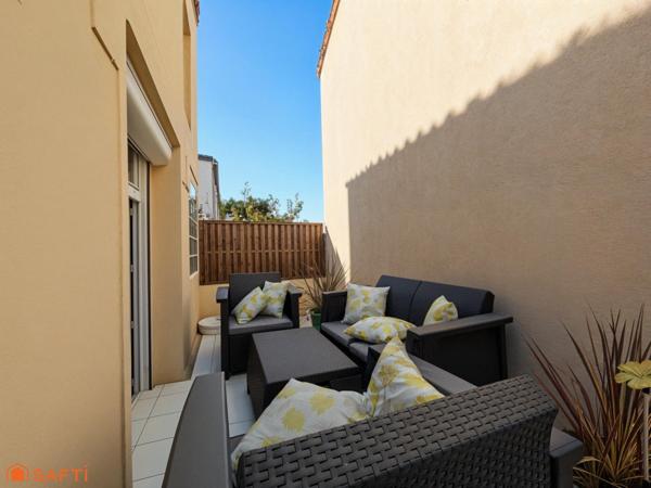 Quartier du Plateau. Maison 3 pièces 65 m² avec terrasse et cour.