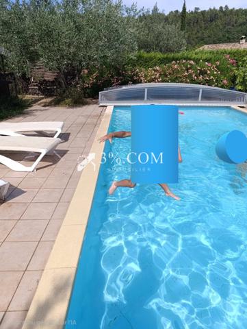 Villa
                                                                                                                                                                                                                                                                                                                        6 pièce(s)                                                                                                                                                                                                          5 chambre(s)                                                                                                                                                                                                          141  m²