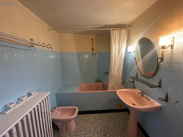 Maison à vendre à Gramat dans le Lot (46500), ref : 25.035