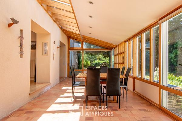 Ancien relais de poste avec logement annexe dans son écrin verdoyant