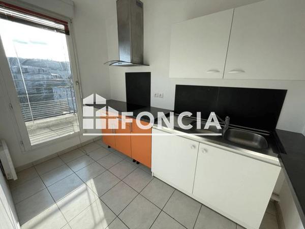 Location Appartement 3 pièces 61.5 m² - BAT 4 Saint Cyr L'ecole 78210