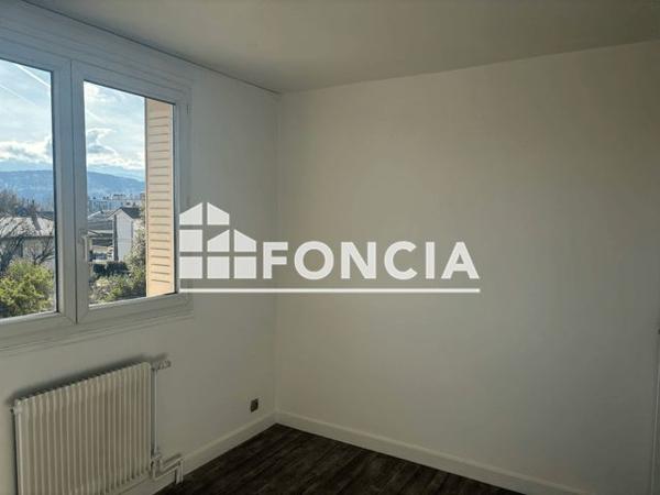 Location Appartement 4 pièces 67.62 m² - Echirolles 38130