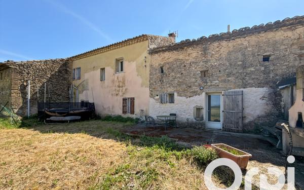 Maison à vendre    8 pièces •  Bollène