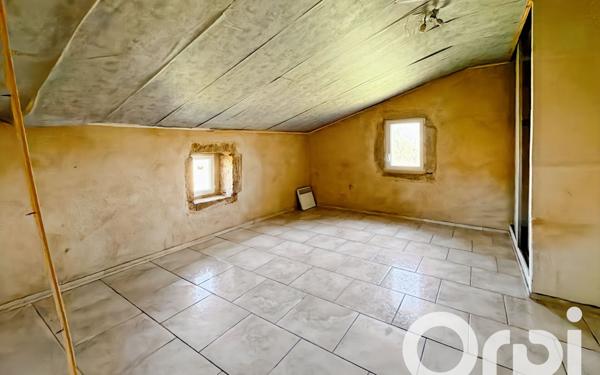 Maison à vendre    8 pièces •  Bollène