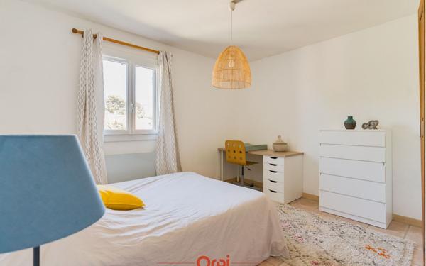Maison à vendre    5 pièces •  Marseille 12