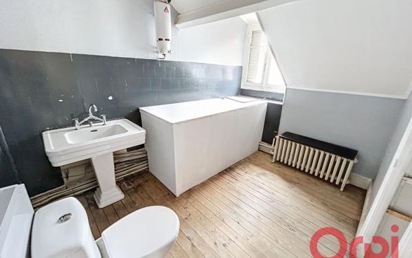 Maison à vendre    4 pièces •  Montluçon