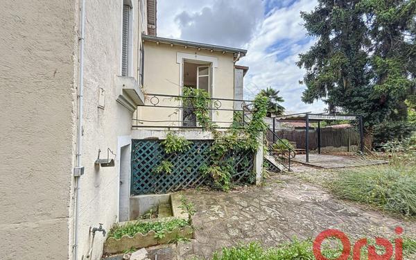 Maison à vendre    4 pièces •  Montluçon