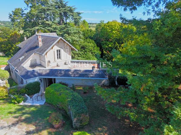 Un domaine unique à Saintes – 2 maisons, piscine et parc arboré