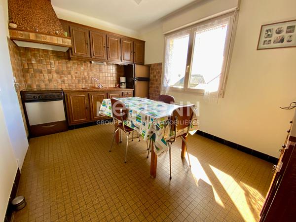 À VENDRE MAISON 2 CHAMBRES ET SOUS SOL COMPLET À COMBOURG