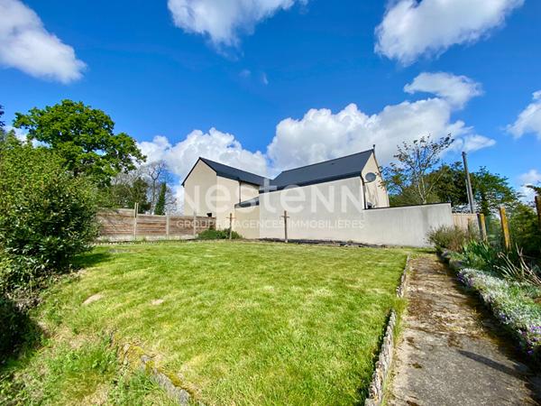 À VENDRE MAISON 2 CHAMBRES ET SOUS SOL COMPLET À COMBOURG