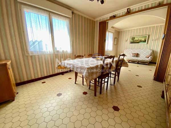 À VENDRE MAISON 2 CHAMBRES ET SOUS SOL COMPLET À COMBOURG