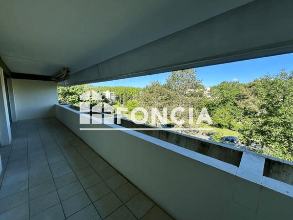 Location Appartement 2 pièces 52.54 m² - ALLEE GASTON RODRIGUEZ Gradignan 33170