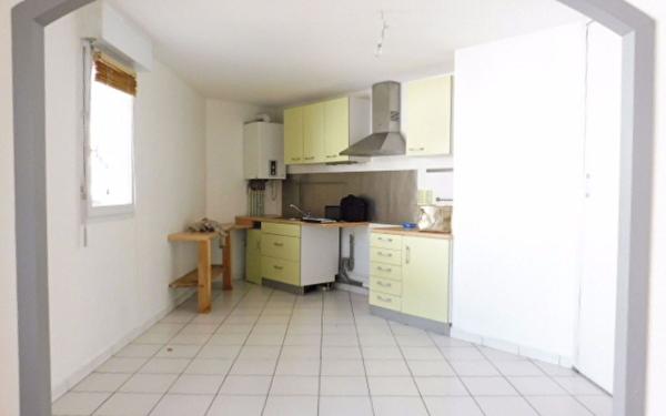 Appartement à louer    3 pièces •  Fleury-les-Aubrais