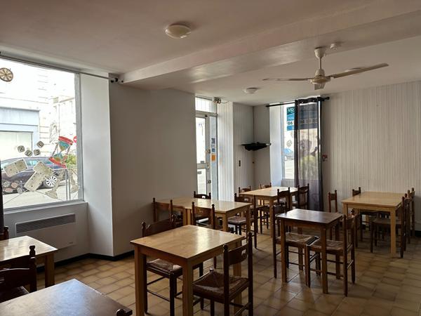 Local commercial Rochefort 117.42 m2