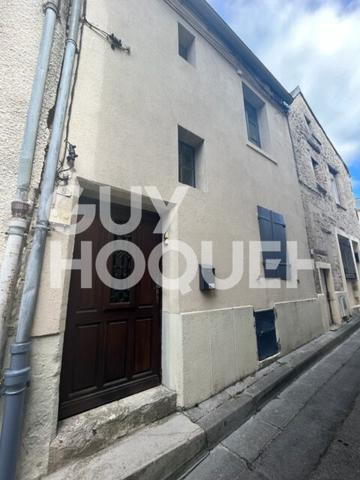 LOCATION STUDIO AVEC TERRASSE (30 m²) à LAON VILLE HAUTE