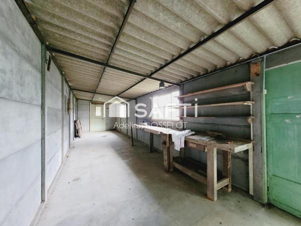 Maison à rénover + grandes surfaces de stockage