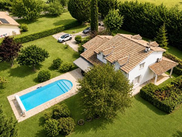 Maison à SADIRAC, 33670 - 5 pièces 144m²
