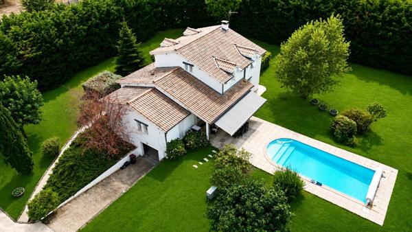 Maison à SADIRAC, 33670 - 5 pièces 144m²