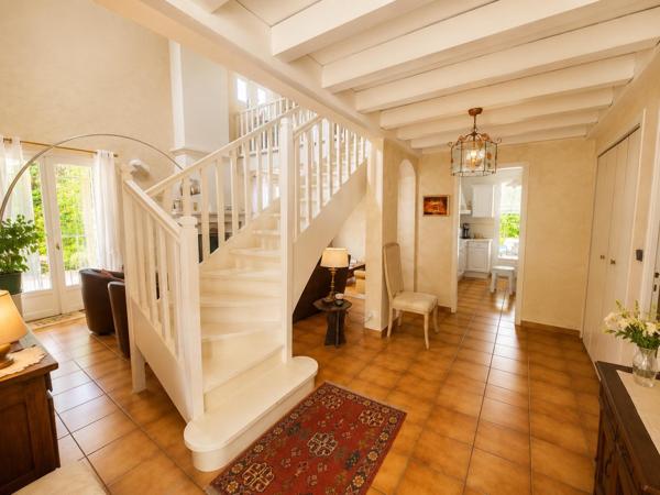 Maison à SADIRAC, 33670 - 5 pièces 144m²