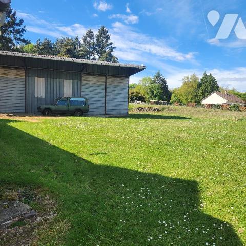 Ensemble immobilier atypique avec atelier 