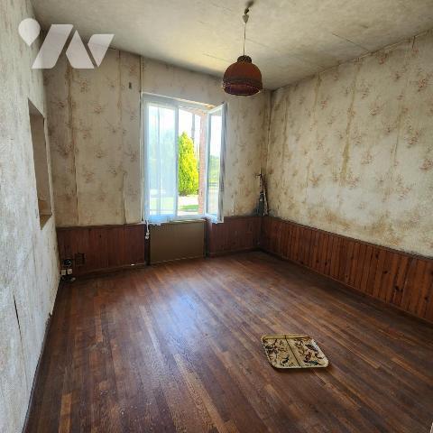 Ensemble immobilier atypique avec atelier 