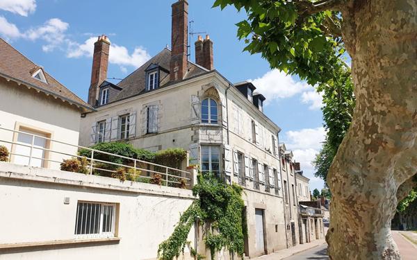 Maison à vendre    5 pièces •  Gien