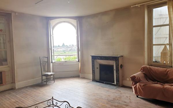 Maison à vendre    5 pièces •  Gien