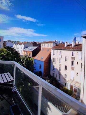 SURESNES calme à 500m du T2 Suresnes Belvédère