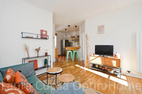 BOURG LA REINE - 2P -  44,65 M² - CHARME DE L ANCIEN - 1ER - FAIENCERIE - 12 MIN RER - CAVE