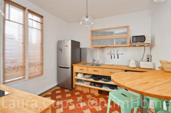 BOURG LA REINE - 2P -  44,65 M² - CHARME DE L ANCIEN - 1ER - FAIENCERIE - 12 MIN RER - CAVE