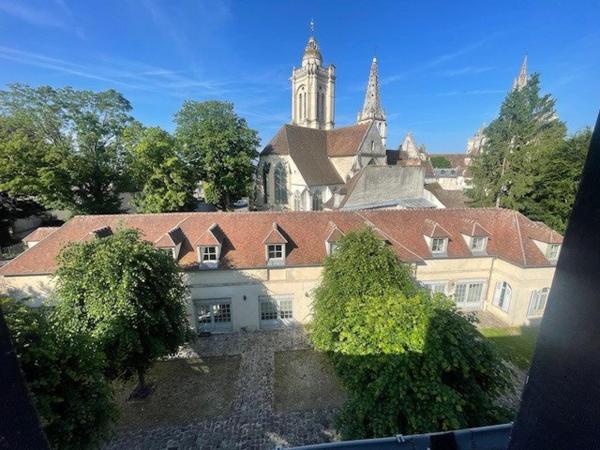 Bel appartement duplex de 4 pièces, Hyper centre ville.