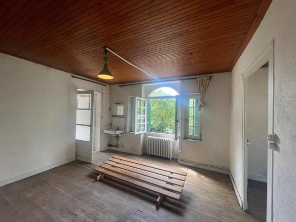 Au Bugue, maison + appartement