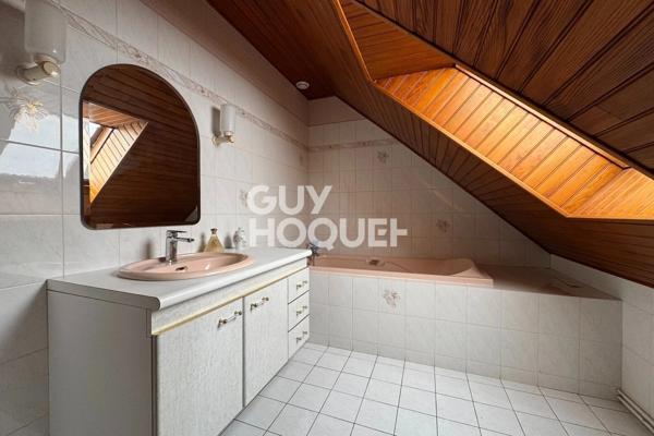 CORMONTREUIL - EXCLUSIVITÉ - A VENDRE - MAISON DE TYPE 6 avec jardin et sous sol