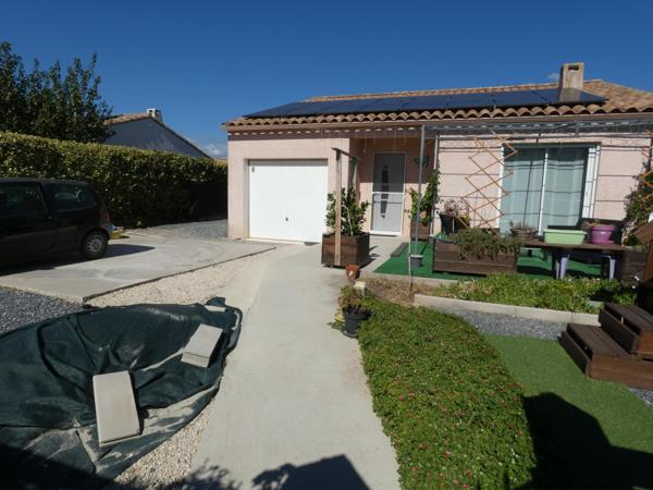 Villa plain pied 4 faces ,90 m², 3 chambres sur terrain arboré de 400 m²